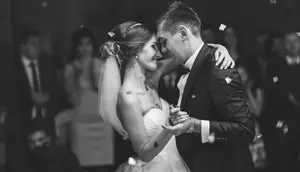 Dança dos Noivos PLAY | Dança dos Noivos Online | Dança de Casamento da música 'You Are The Reason' | Valsa dos Noivos